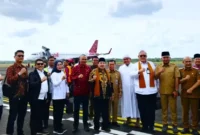 Penerbangan perdana Batik Air di Bandara Muara Bungo dihadiri pejabat. (Foto: Ist)