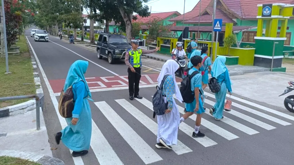 Aturan Zebra Cross di Indonesia, Pelanggar Terancam Denda hingga Rp500 Ribu (Foto: Korlantas)