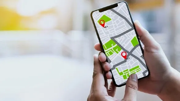 Ilustrasi Cara Melacak Lokasi Lewat WhatsApp dan Google Maps (Foto: iStockphoto/juststock)