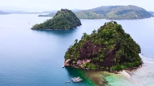 Pulau Sironjong Kecil. (Foto: Dok. Disparpora Pessel)