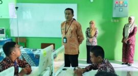 Kabid Pembinaan SMP Dinas Pendidikan Kota Jambi, Zul Afni (Foto: dok. Dinas Pendidikan Kota Jambi)