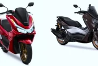 Honda PCX dan Yamaha Nmax. (Foto: Dok. Honda-Yamaha/detikoto)