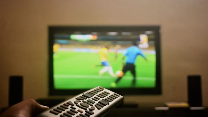 Ilustrasi nonton Pesta Bola Dunia (Foto: Pexels) 