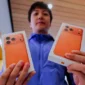 Ilustrasi Pembeli iPhone 17 Series (Foto: Maxim Shemetov/REUTERS)