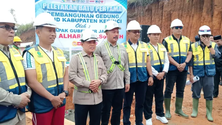 Peletakan Batu pertama Gedung Rumah Sakit Kerinci (Foto: Asep Sanjaya/RRI)