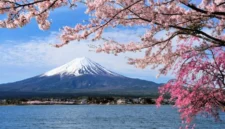 Ilustrasi wisata Jepang (Goryu/iStockphoto/Getty Images)
