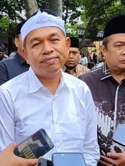 KDM Tegaskan SMA SMK Negeri Jabar Tetap Tanpa SPP